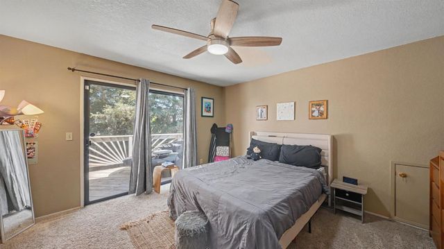 64 Obsidian Dr, Oakdale, CA 95361