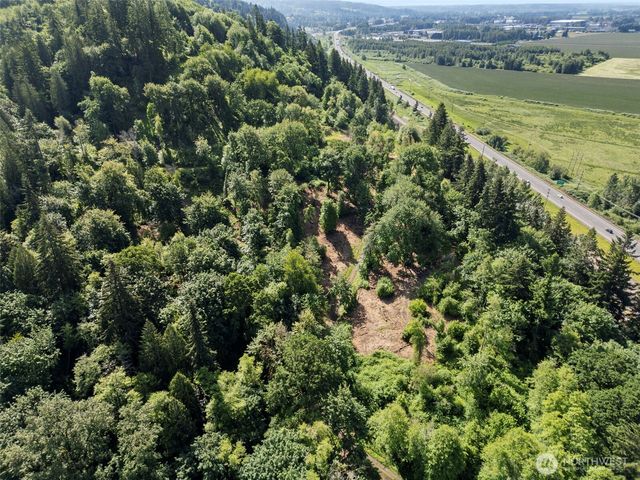 110 N Burke Road, Woodland, WA 98674