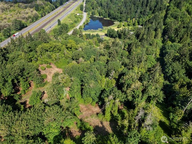 110 N Burke Road, Woodland, WA 98674