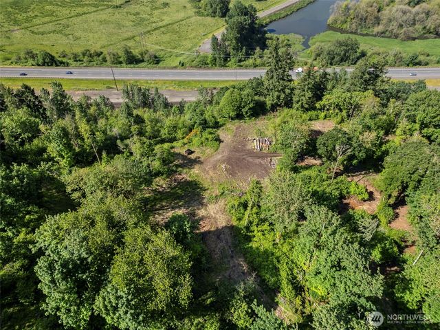 110 N Burke Road, Woodland, WA 98674