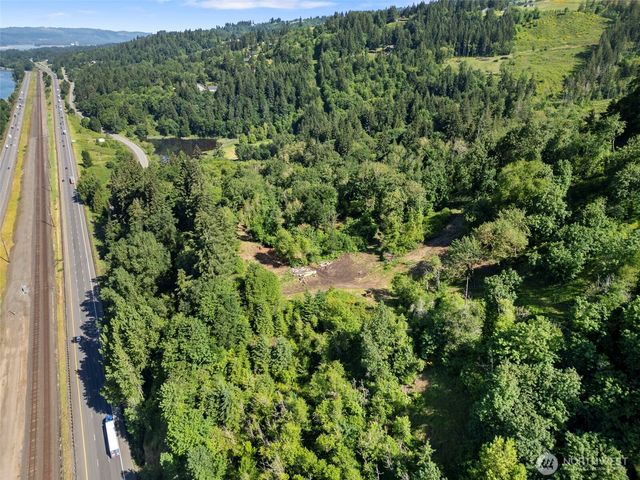 110 N Burke Road, Woodland, WA 98674