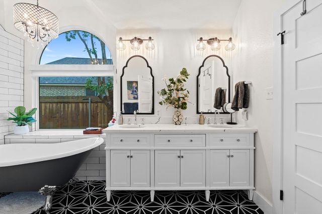 16010 W Dorman DR, Austin, TX 78717