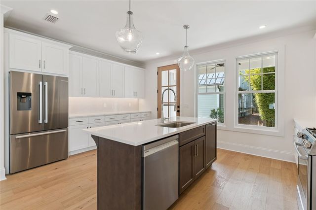 159 Ledbetter Ave, St Simons Island, GA 31522