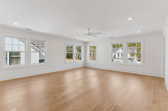 159 Ledbetter Ave, St Simons Island, GA 31522