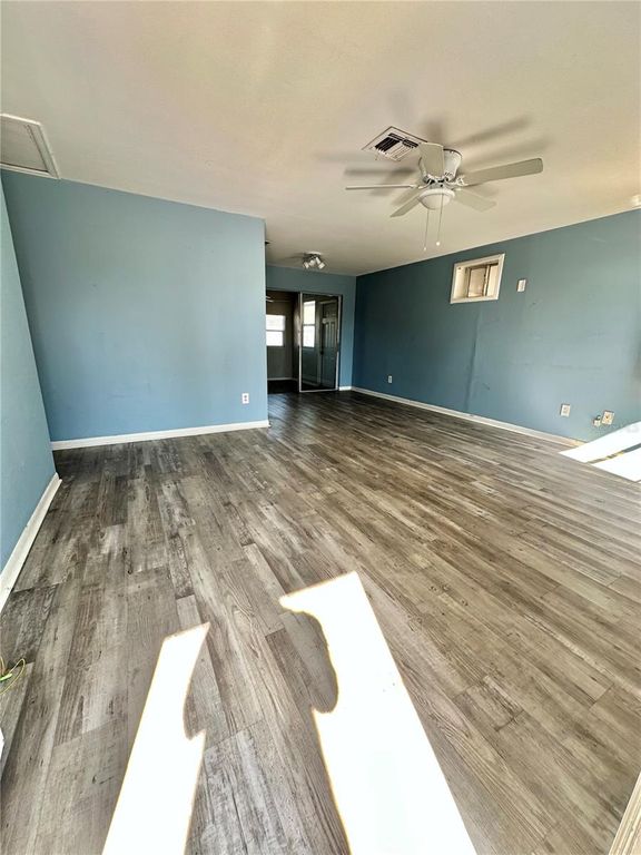 Image 2 of property listing at 9489 CENTURY DRIVE, Spring Hill, FL 34608