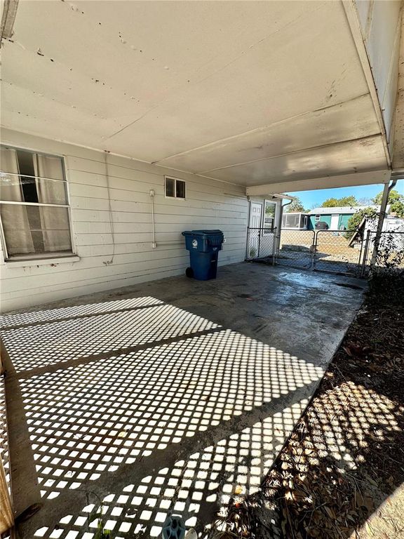 Image 21 of property listing at 9489 CENTURY DRIVE, Spring Hill, FL 34608