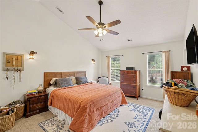 4228 Huntmeadow Drive, Charlotte, NC 28269