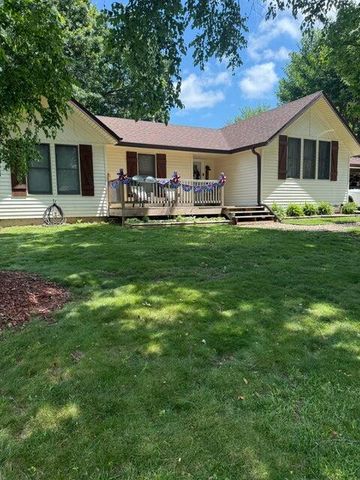 1101 April Drive, Ozark, MO 65721