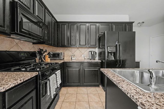 13700 Sage Grouse DR 202, Austin, TX 78729