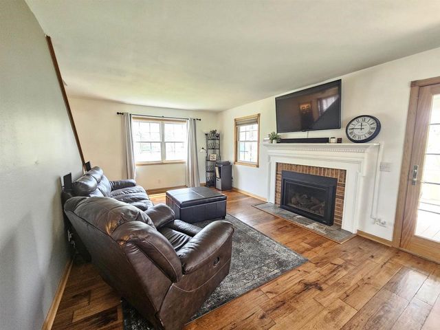 6114 Mulberry Circle, Madison, WI 53711