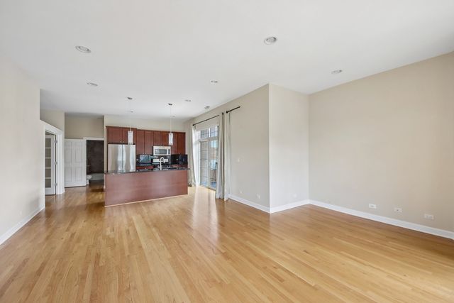 6425 W TOUHY Avenue 2C, Chicago, IL 60646