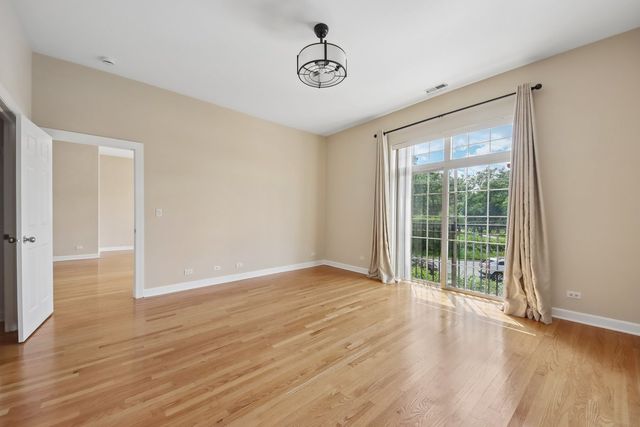 6425 W TOUHY Avenue 2C, Chicago, IL 60646