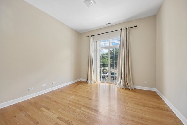 6425 W TOUHY Avenue 2C, Chicago, IL 60646