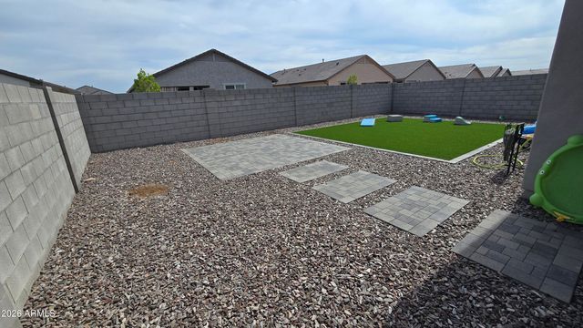 13248 W HACKAMORE Drive, Peoria, AZ 85383