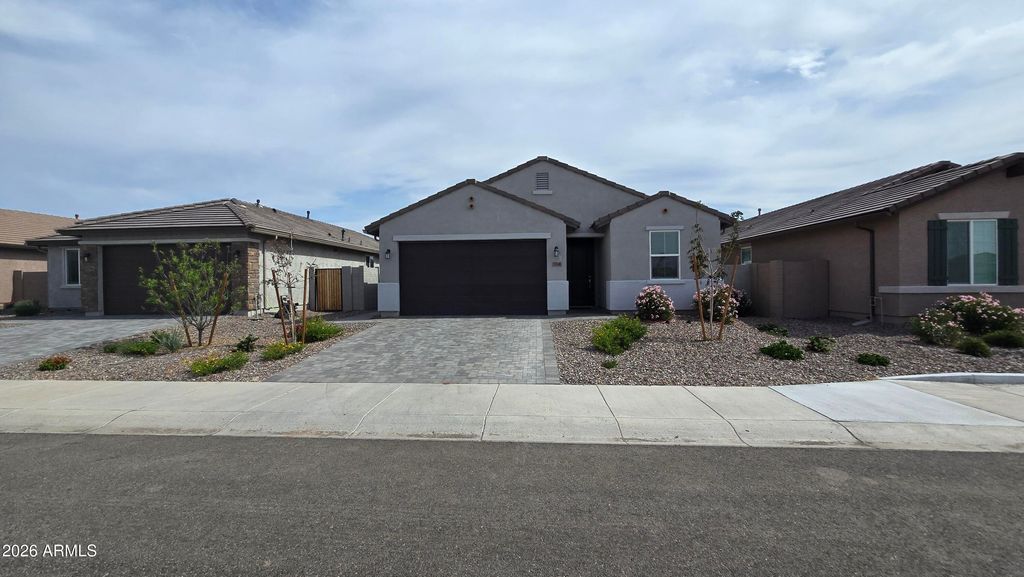 13248 W HACKAMORE Drive, Peoria, AZ 85383