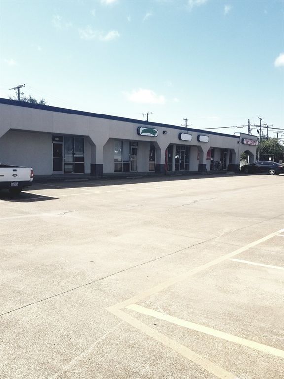 7810 N College Circle, North Richland Hills, TX 76180