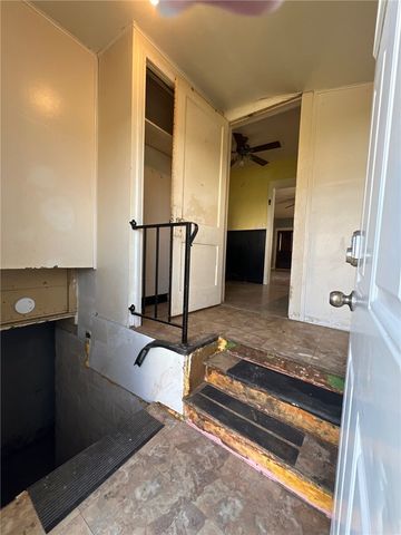 2929 Wayland Avenue, Dayton, OH 45420