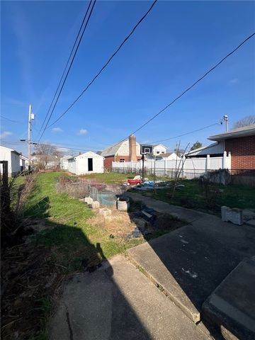 2929 Wayland Avenue, Dayton, OH 45420