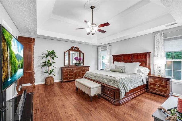 5007 Willow Creek Drive, Woodstock, GA 30188