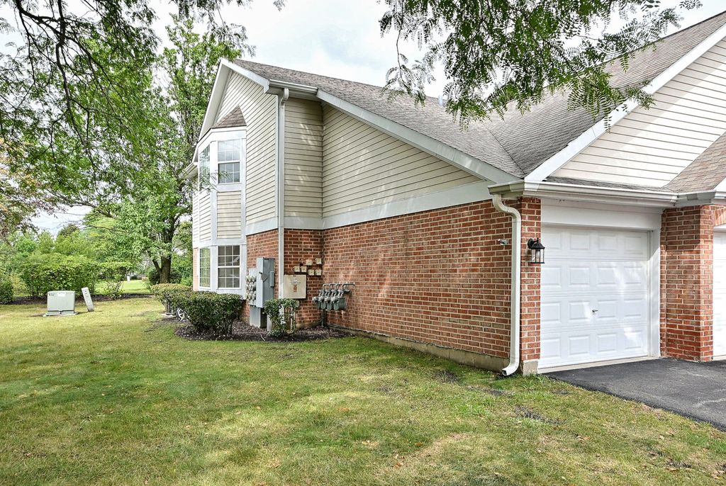 884 Pas Court 101, Naperville, IL 60563 — photo 2