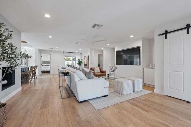 4244 N 35th Place, Phoenix, AZ 85018