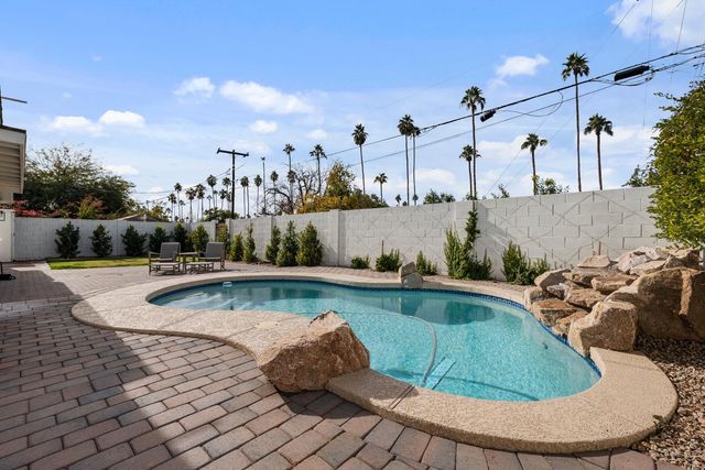 4244 N 35th Place, Phoenix, AZ 85018