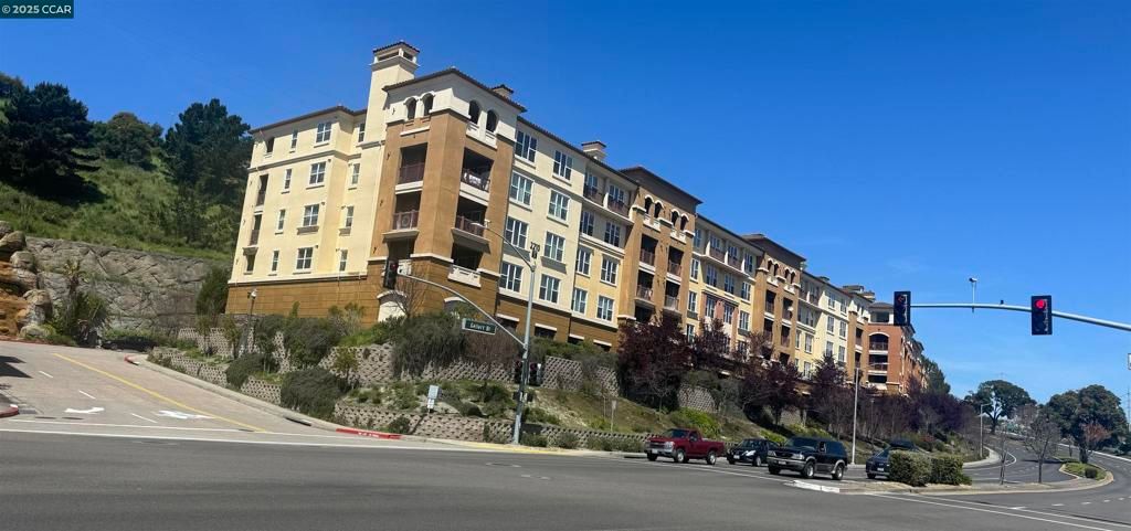 2210 Gellert Blvd 5310, South San Francisco, CA 94080