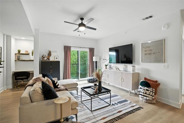 2500 Longview ST 111, Austin, TX 78705