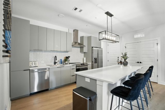 2500 Longview ST 111, Austin, TX 78705