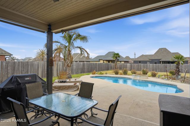 101 Perry Oak Drive, Church Point, LA 70525