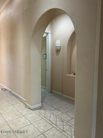 5635 Spanish Pointe Road, Las Cruces, NM 88007