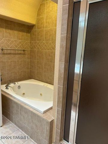 5635 Spanish Pointe Road, Las Cruces, NM 88007