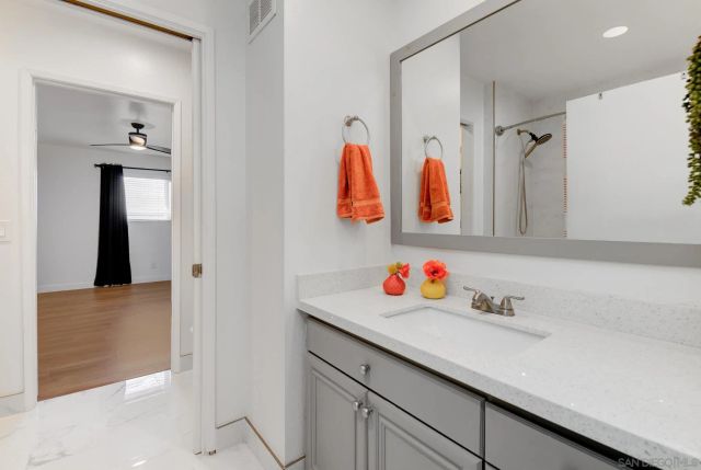 3631 Lemona C, San Diego, CA 92105