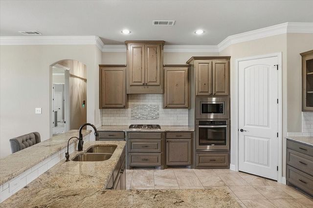 12233 Bella Palazzo Drive, Fort Worth, TX 76126