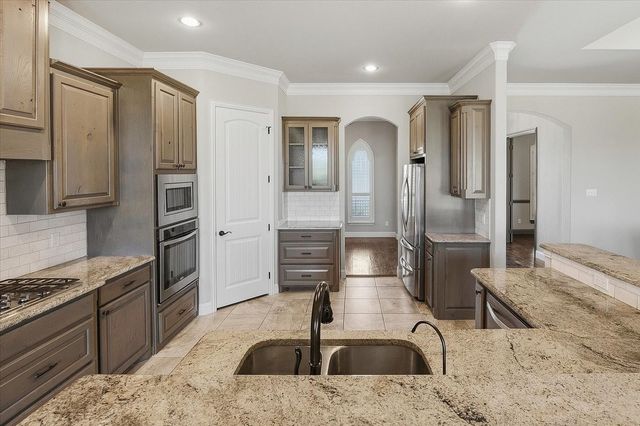 12233 Bella Palazzo Drive, Fort Worth, TX 76126
