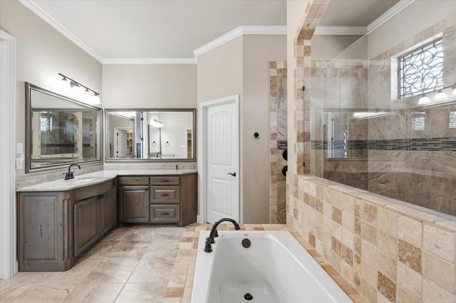 12233 Bella Palazzo Drive, Fort Worth, TX 76126