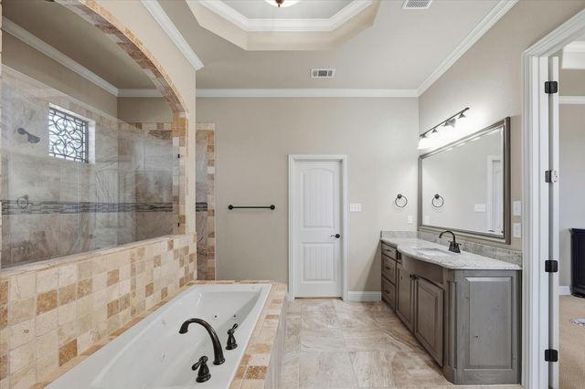 12233 Bella Palazzo Drive, Fort Worth, TX 76126