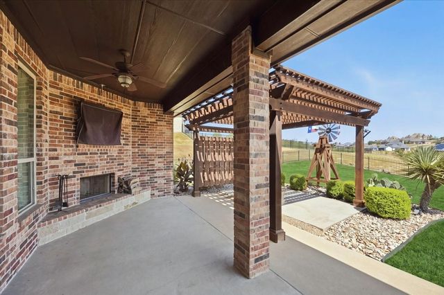 12233 Bella Palazzo Drive, Fort Worth, TX 76126