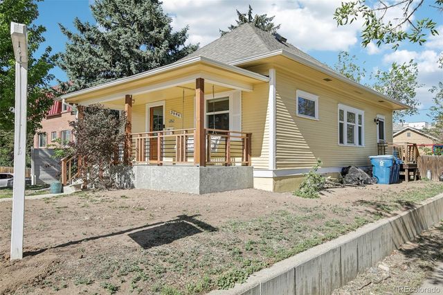 3694 S Acoma Street, Englewood, CO 80110