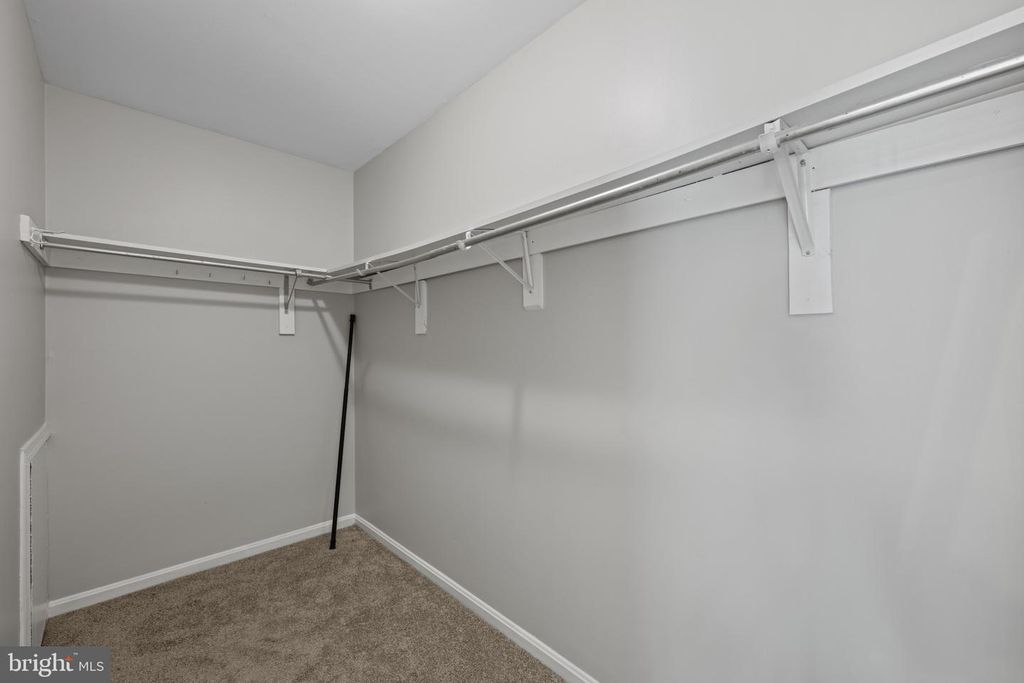 Image 15 of property listing at 3404 EVERETTE DR, Bowie, MD 20716