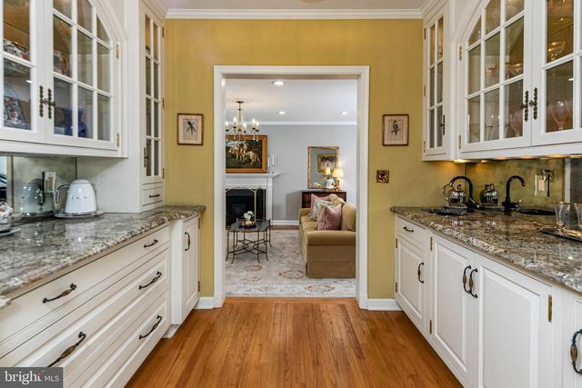 38 PARDOE RD, Princeton, NJ 08540