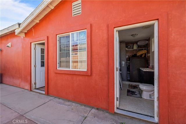 1329 W Ave I, Lancaster, CA 93534