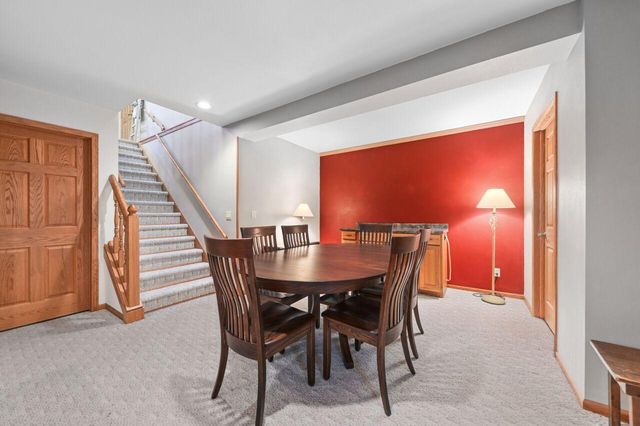 1420 Hidden Fields DRIVE, West Bend, WI 53095
