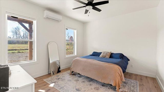 143 Hamilton Rd, Kingston, TN 37763