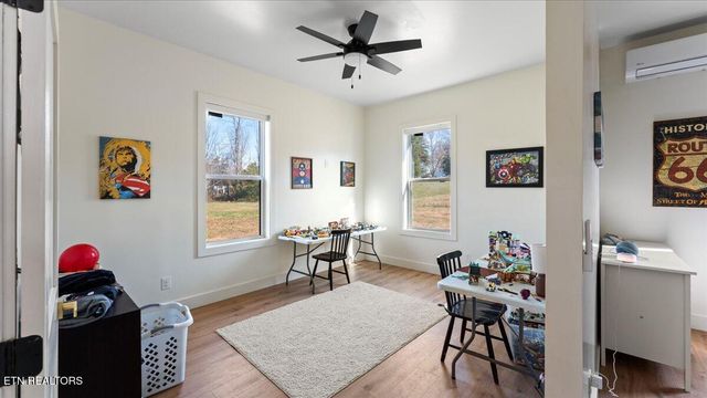 143 Hamilton Rd, Kingston, TN 37763