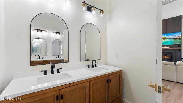 143 Hamilton Rd, Kingston, TN 37763