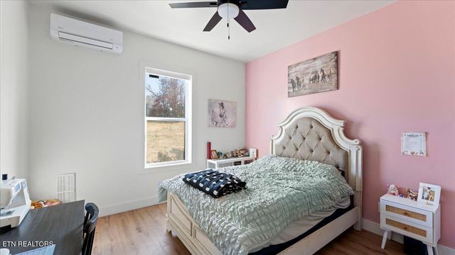 143 Hamilton Rd, Kingston, TN 37763