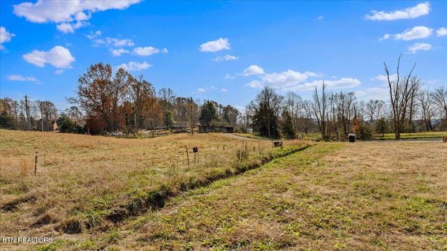 143 Hamilton Rd, Kingston, TN 37763