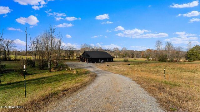 143 Hamilton Rd, Kingston, TN 37763