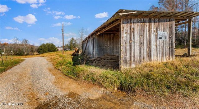 143 Hamilton Rd, Kingston, TN 37763